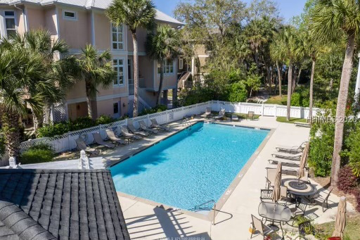 12 Bermuda Pointe Cir #12 - Photo 4 of 36