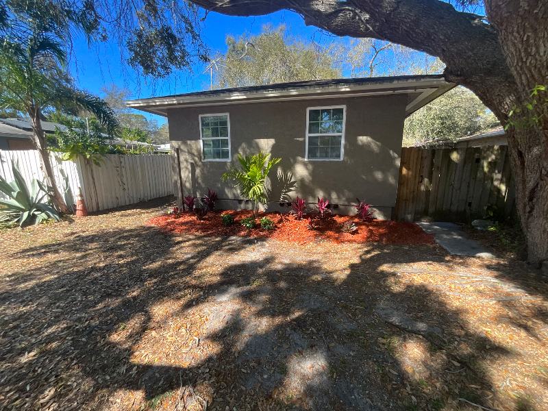 32 8th Ave Se - Photo 3 of 15