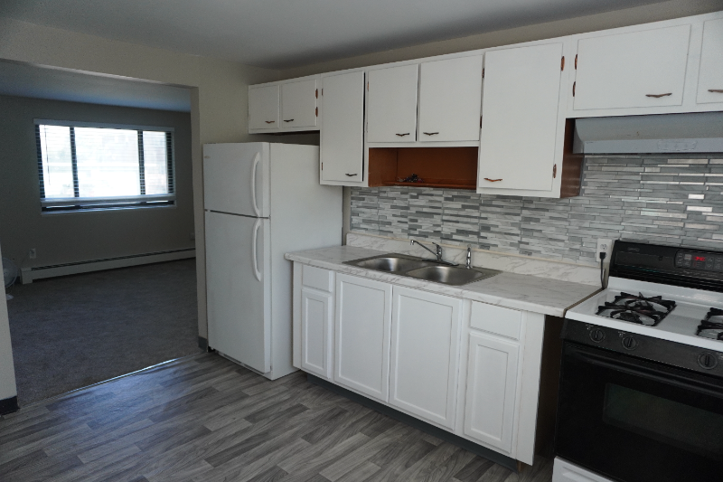 6 Yale Pl #3 - Photo 2 of 9