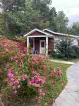 231 Parkview Dr - Photo 1 of 1