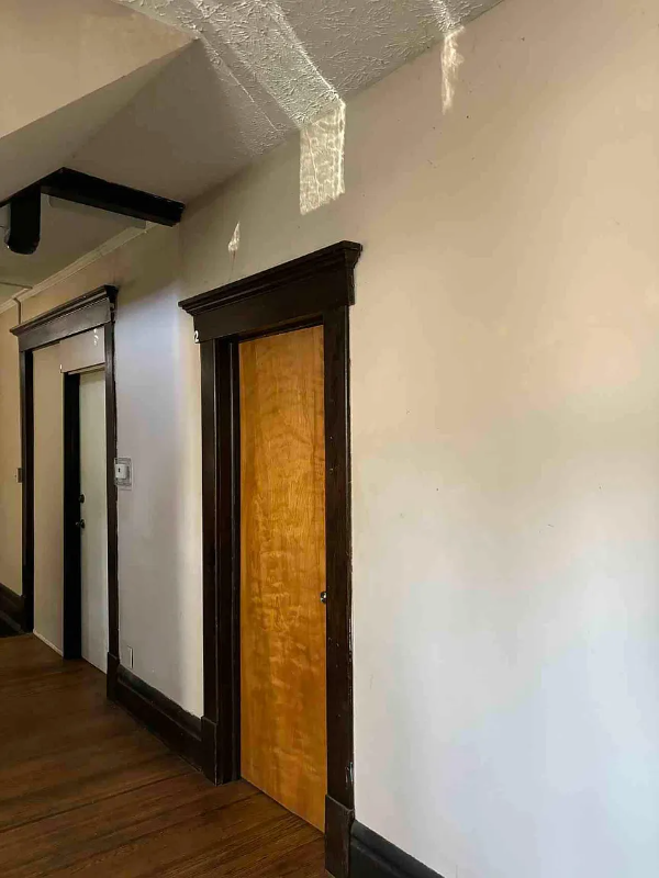 365 E 15th Ave - Photo 2 of 11