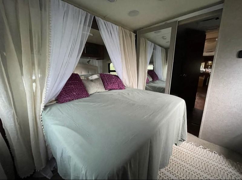 2750 Lent Rd - Photo 7 of 16