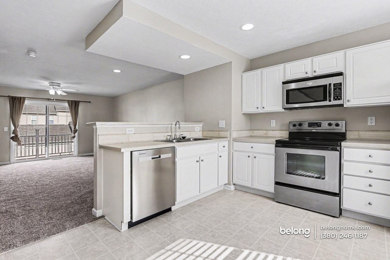 5592 Middle Falls St - Photo 7 of 16