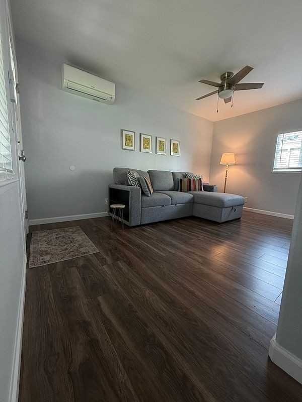 3983 2nd Ave - Photo 4 of 11