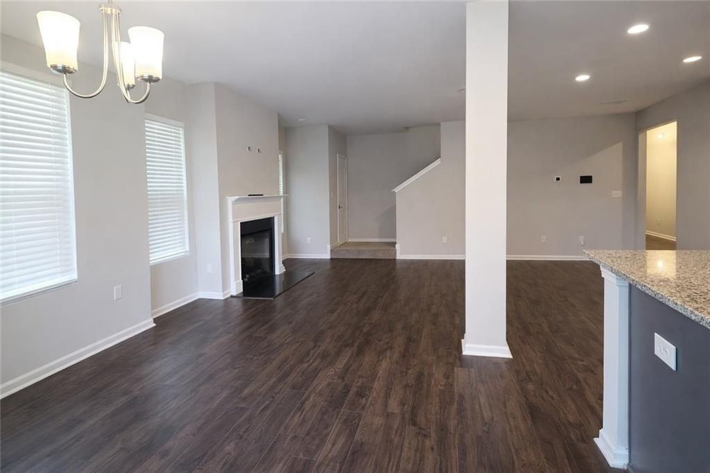 1735 Labonte Pkwy - Photo 3 of 11