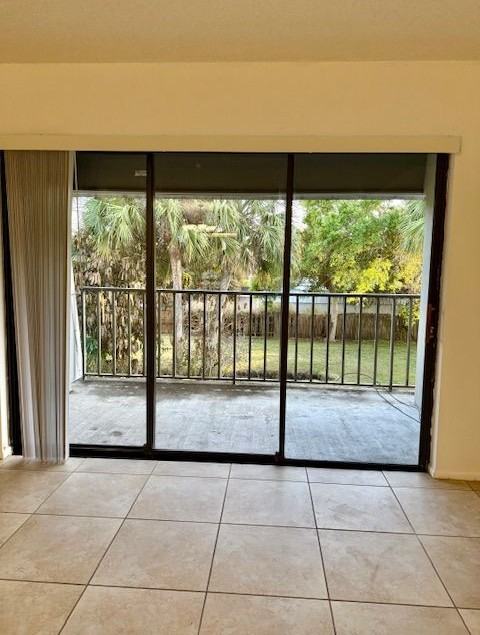 2516 S 19th St ##208 - Photo 5 of 6