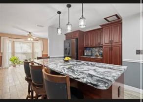 3413 W Kirby St - Photo 1 of 1