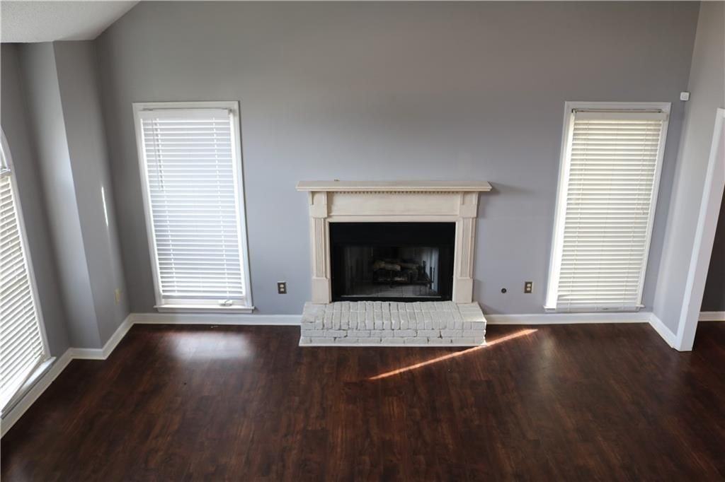 1251 Green Oak Cir - Photo 7 of 28