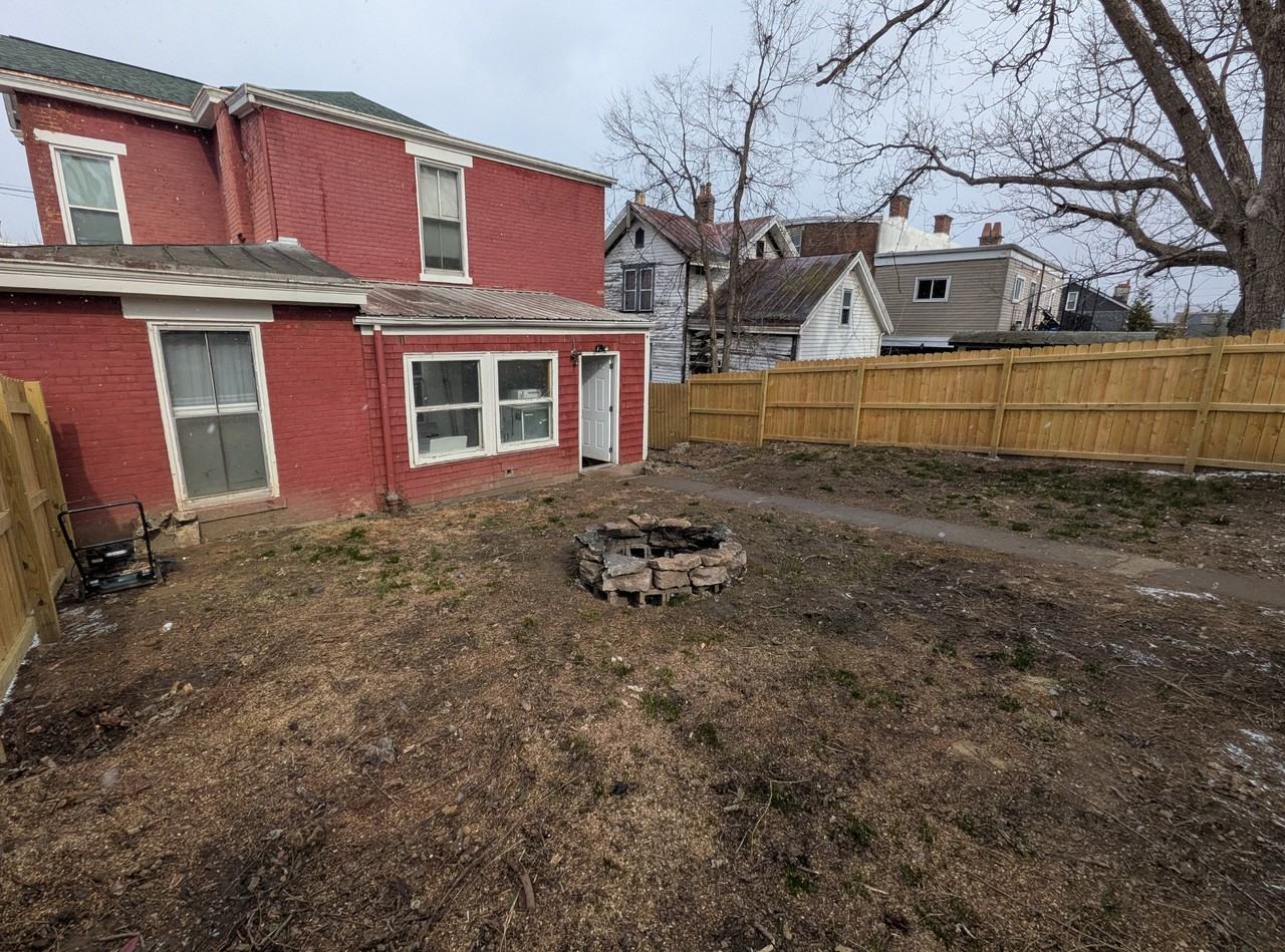 416 6th Ave #1 - Photo 2 of 19