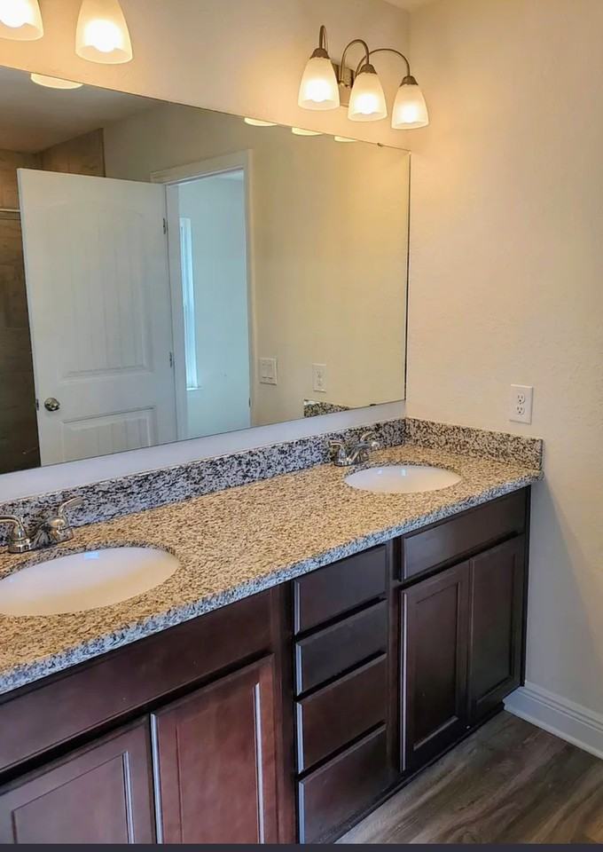 6289 Redberry Dr #NA - Photo 7 of 8