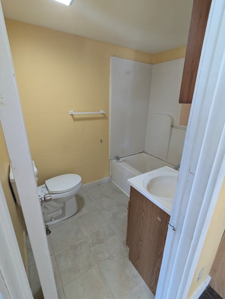 142 Shadow Lake Rd #A - Photo 4 of 9