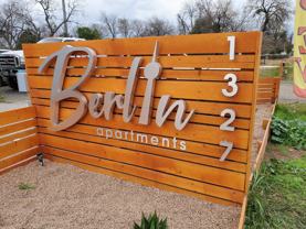 1327 Quintana Rd #7 - Photo 1 of 1