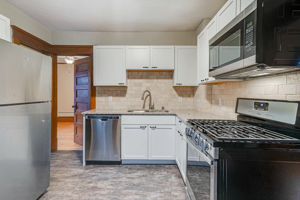 3142 Girard Ave S #1 - Photo 3 of 22