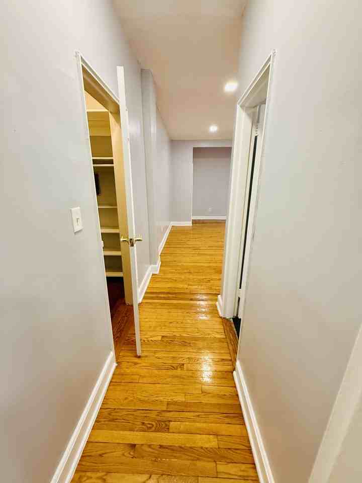 50 Anderson Street #D8 - Photo 5 of 15