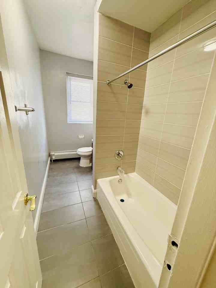 50 Anderson Street #D8 - Photo 7 of 15