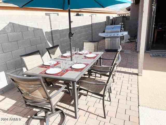 8880 E Red Mountain Ln - Photo 6 of 37