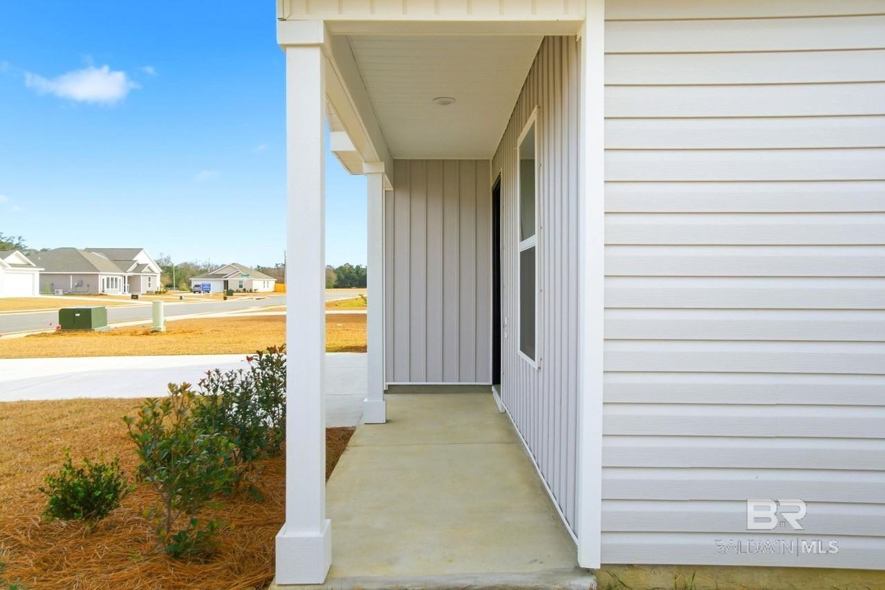 16101 Eden St - Photo 6 of 40