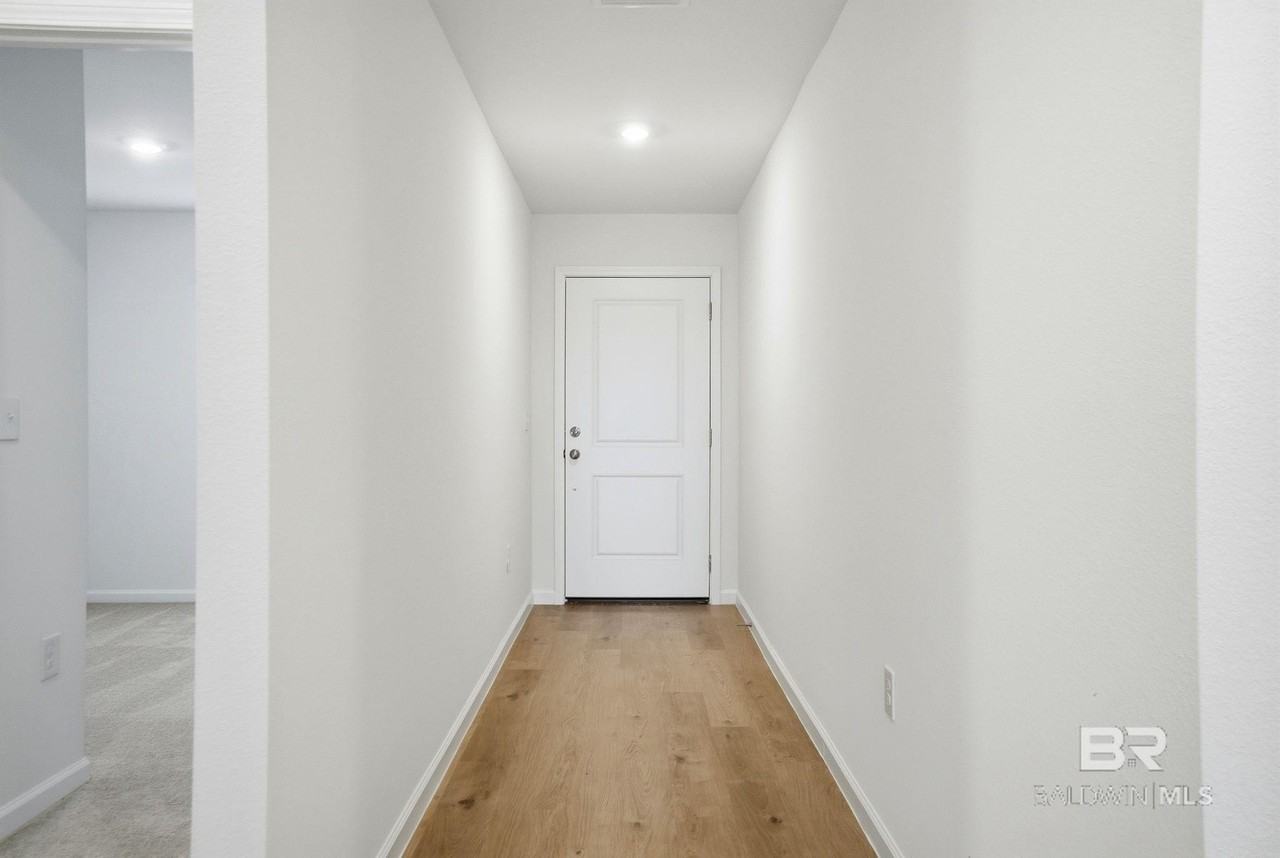 16101 Eden St - Photo 7 of 40