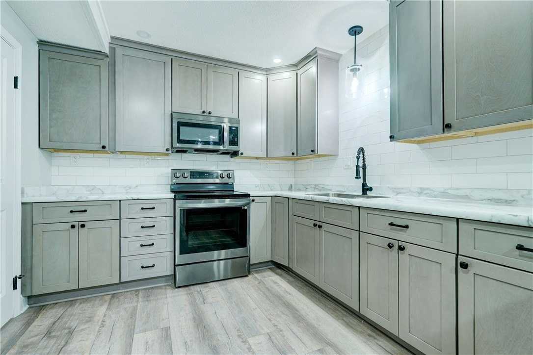 138 S Union St Unit Rear #REAR - Photo 6 of 29