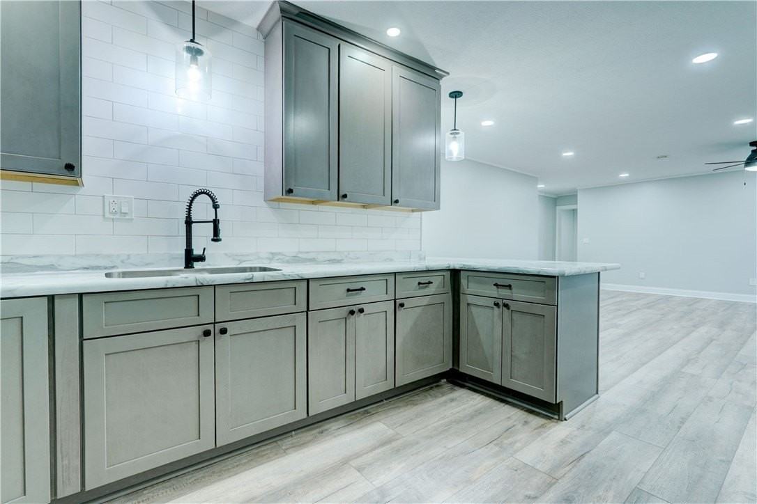 138 S Union St Unit Rear #REAR - Photo 7 of 29