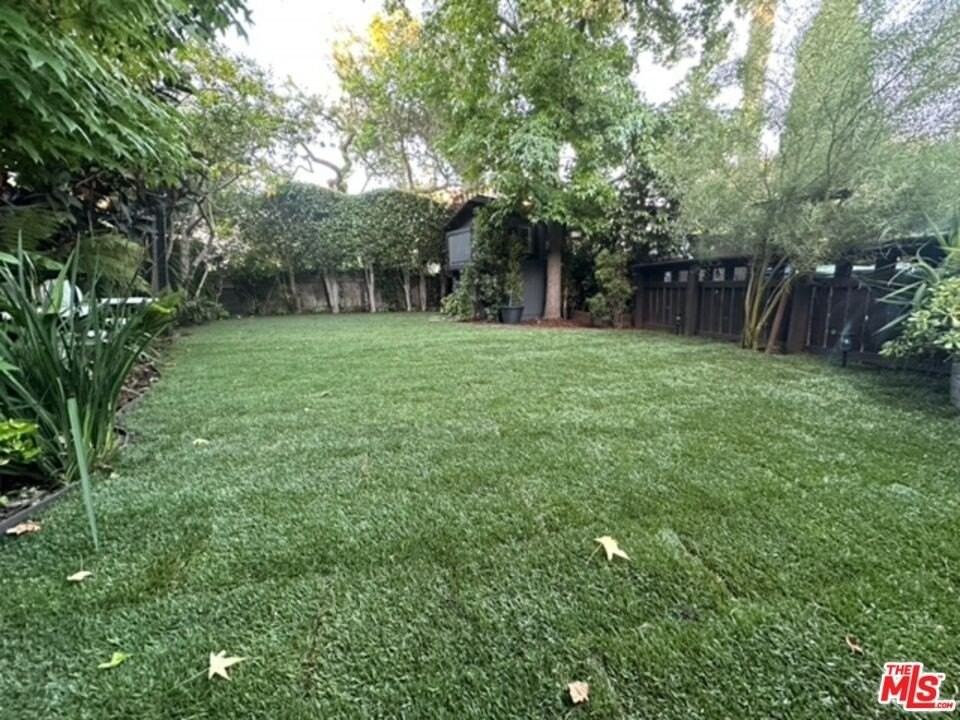 2506 28th St - Photo 3 of 16