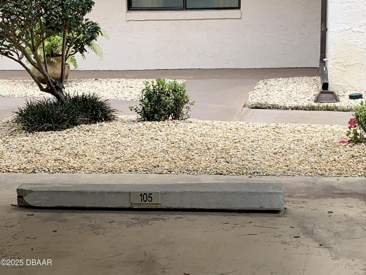 275 Indigo Dr Unit 105 #105 - Photo 4 of 28