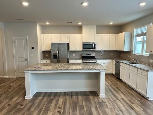 741 Point Place Dr - Photo 6 of 25