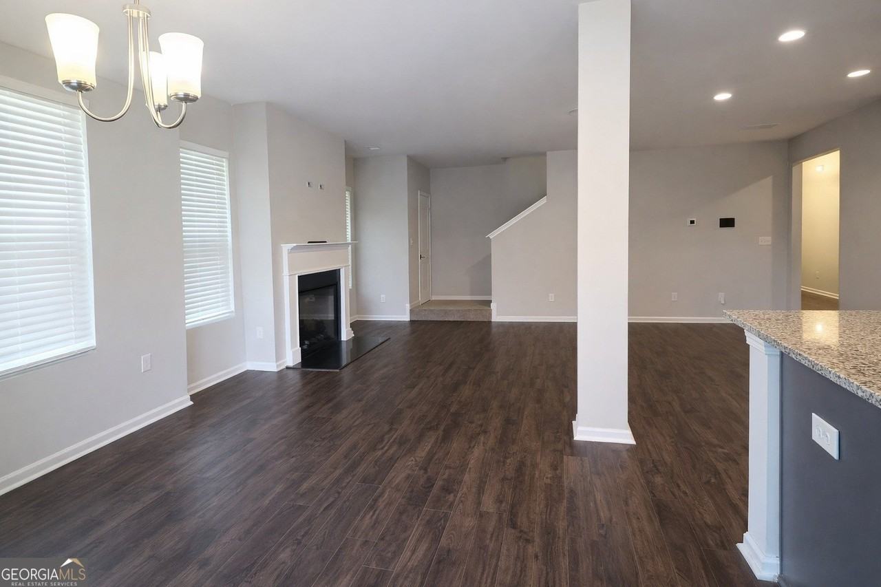 1735 Labonte Pkwy - Photo 4 of 5