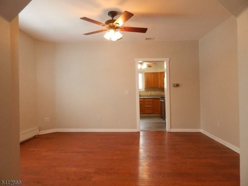 29 Willard St - Photo 5 of 14