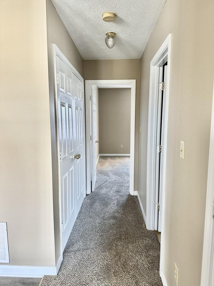 307 Homestead Dr - Photo 6 of 8