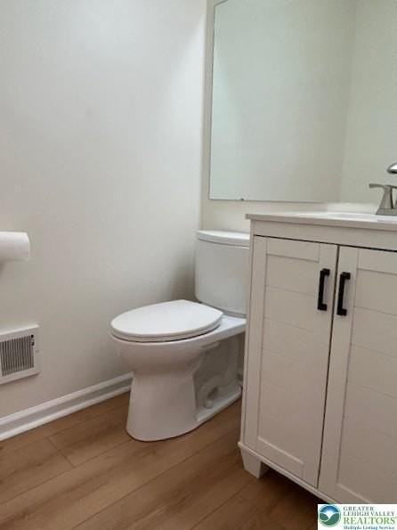 1885 Mansfield St - Photo 7 of 28