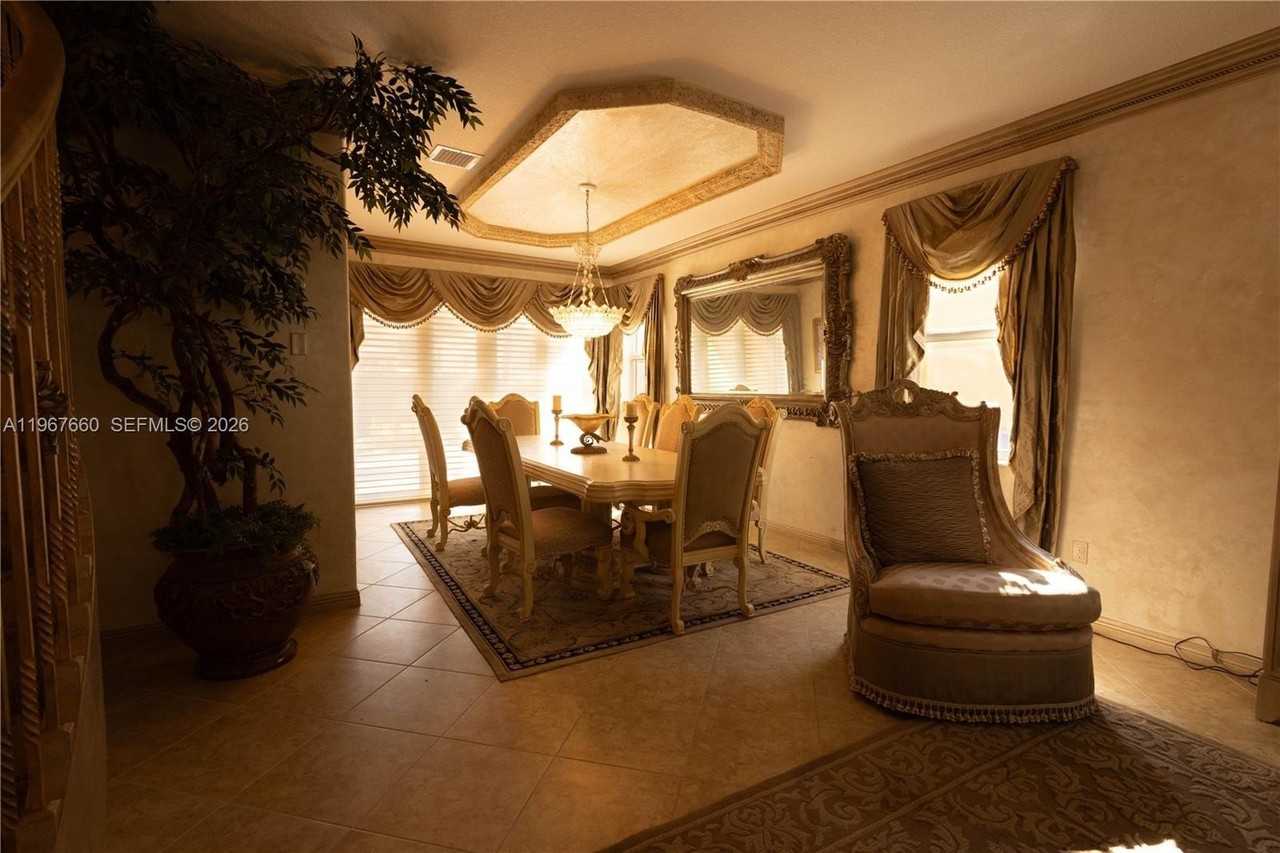 5331 Sw 159th Ave #5331 - Photo 5 of 41