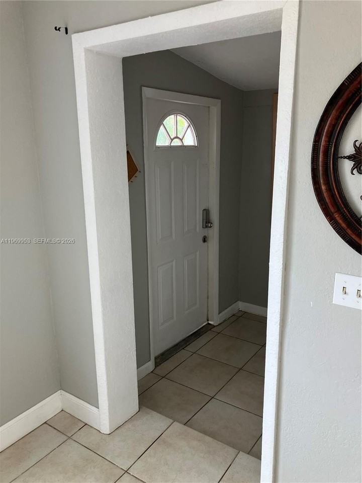 5730 Sw 37th St #0 - Photo 3 of 20