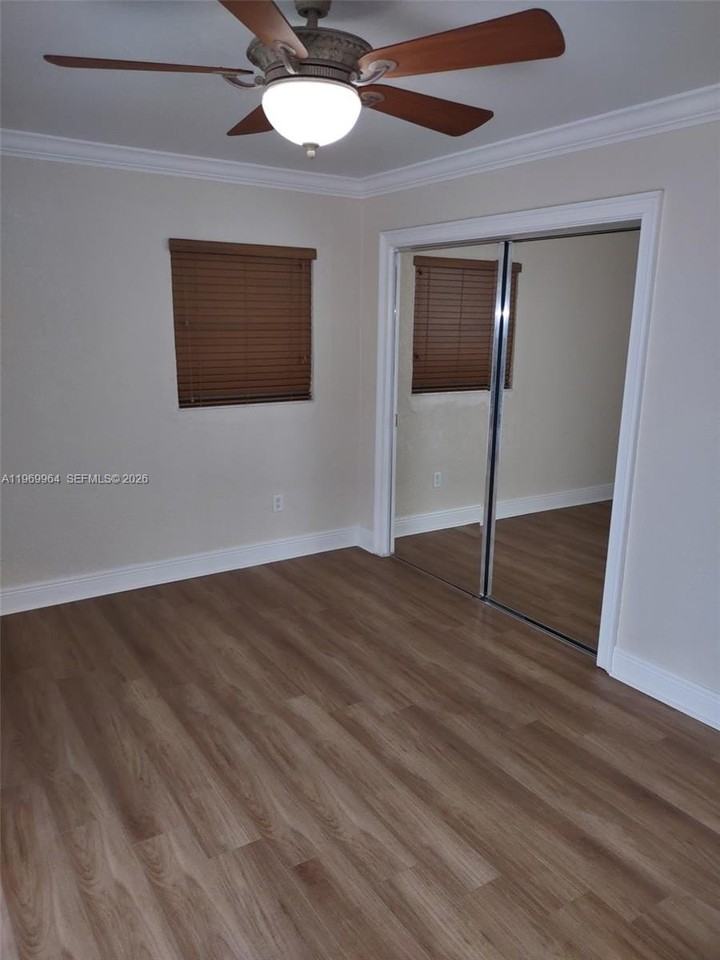 1241 Nw 174th St - Photo 5 of 12