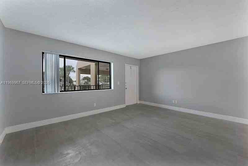 1430 Meadows Cir W #1430 - Photo 6 of 19