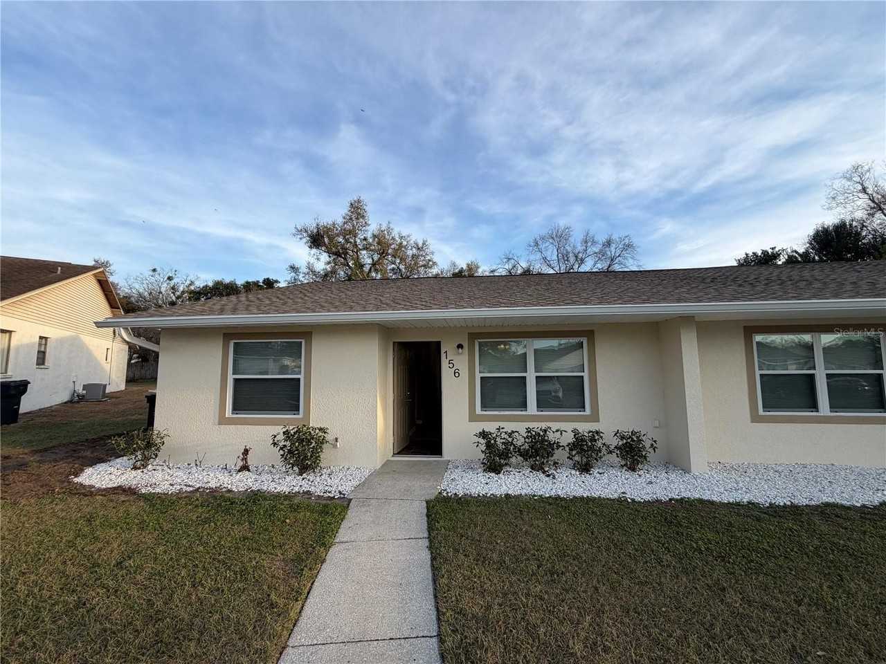 156 Shannon Dr - Photo 2 of 13