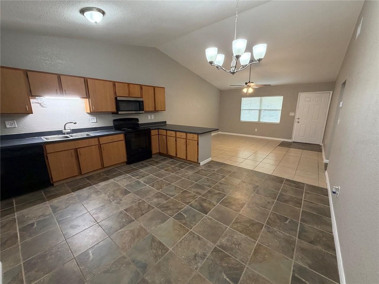 156 Shannon Dr - Photo 7 of 13