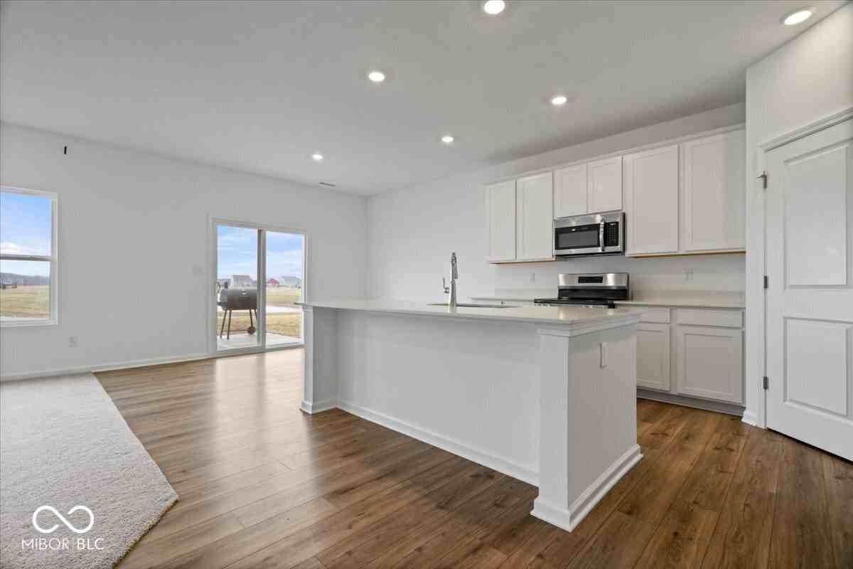 8266 Juniper Ln - Photo 6 of 29