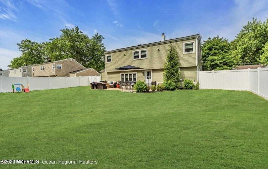 35 Arno St - Photo 4 of 35