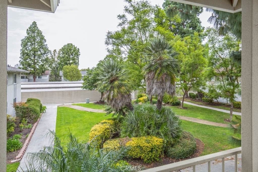 281 Avenida Carmel - Photo 2 of 14