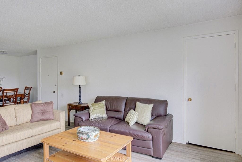 281 Avenida Carmel - Photo 5 of 14