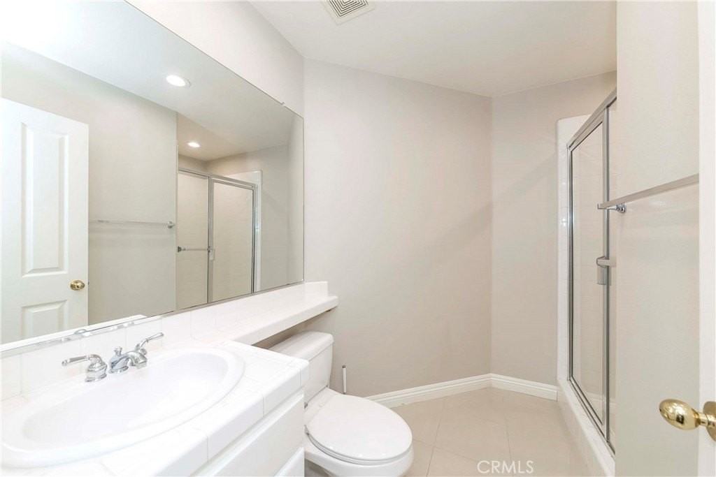 16252 Fieldcrest Ct - Photo 6 of 34