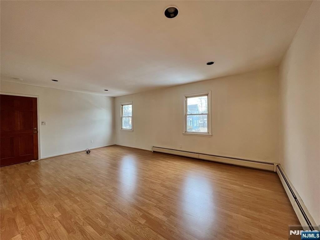 107 Madison Ave - Photo 5 of 14