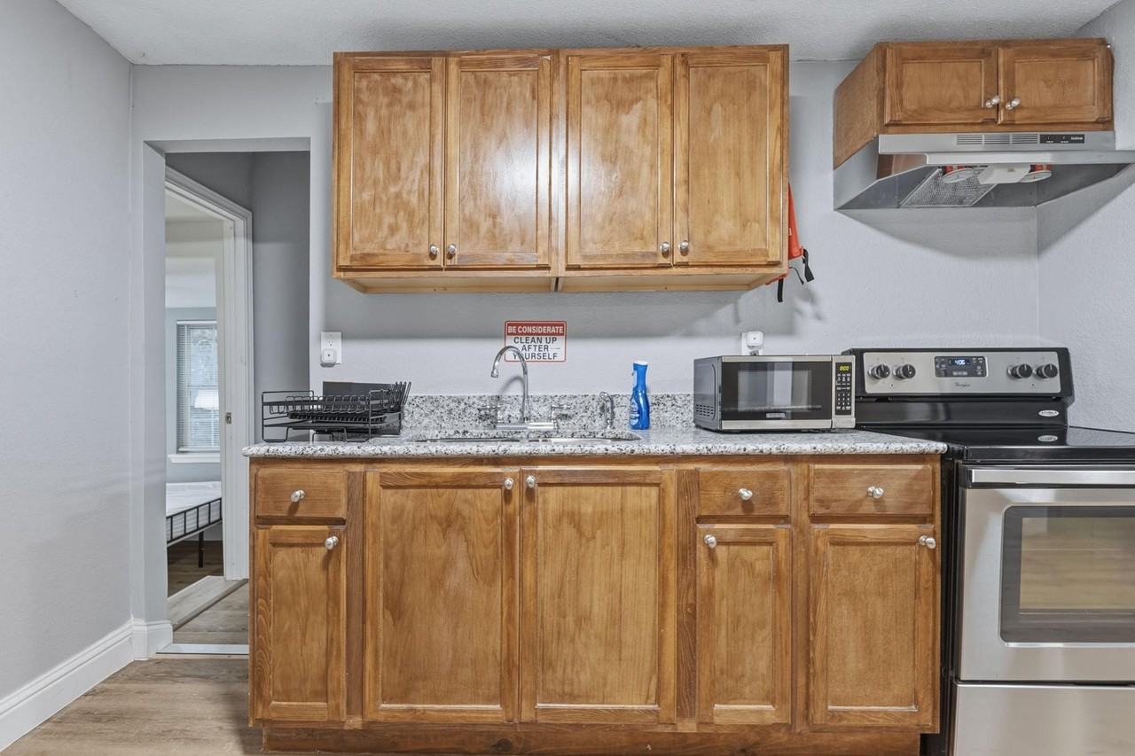 Macon St - Photo 3 of 24