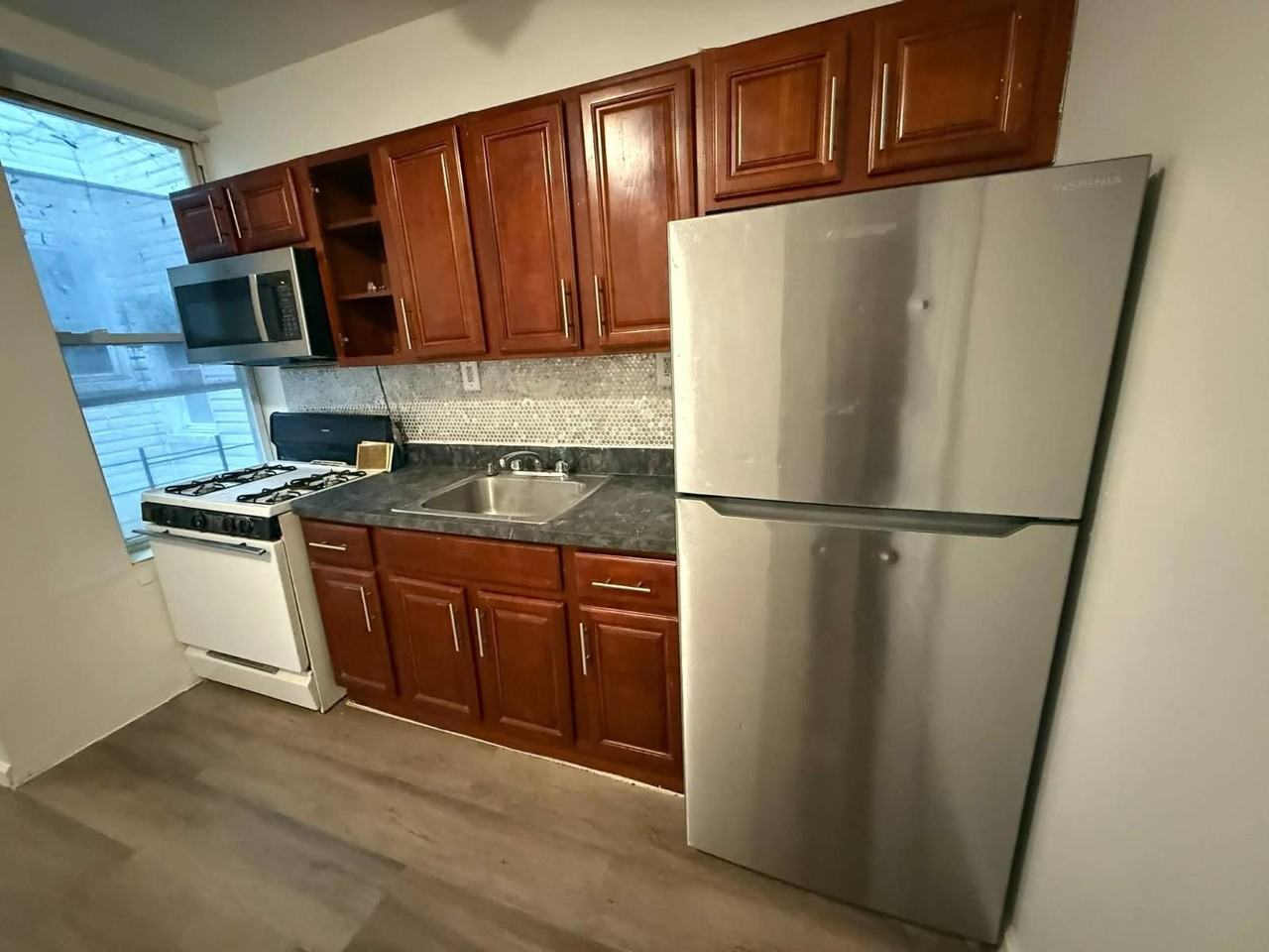 92 Fountain Ave - Photo 5 of 14