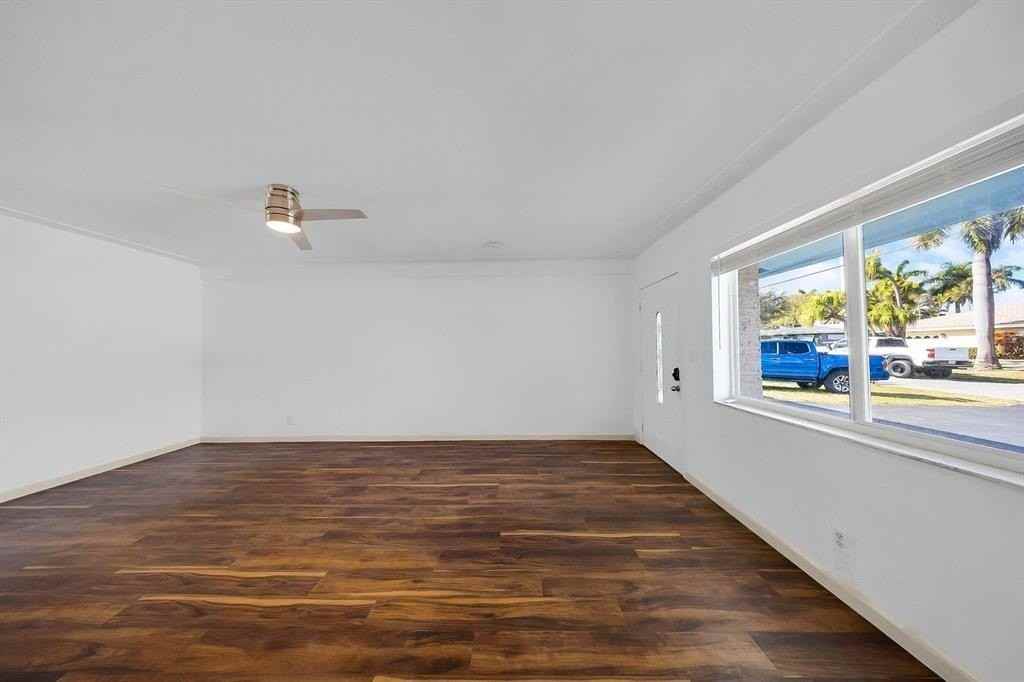 1834 N State Road 7 - Photo 7 of 25