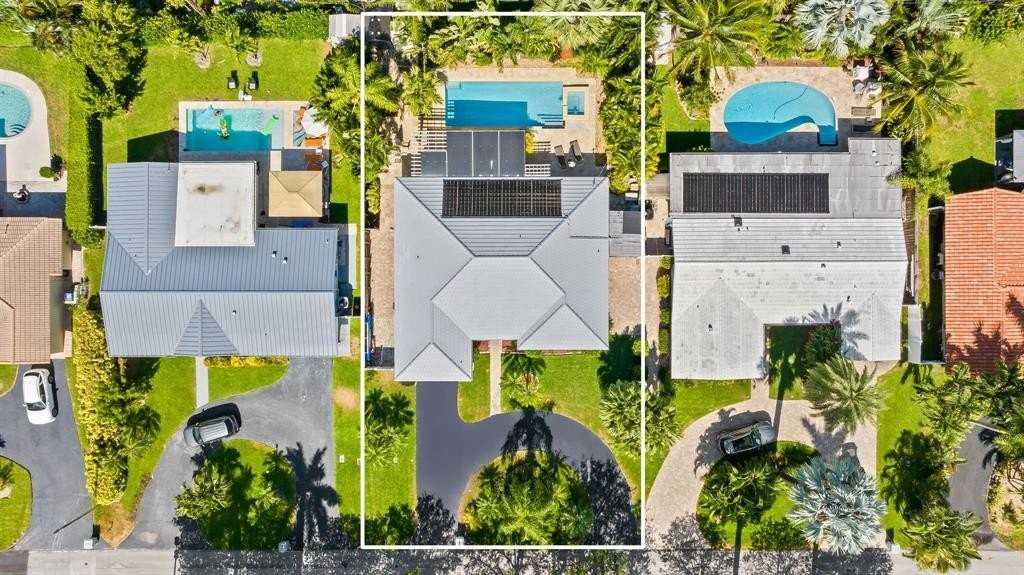 541 Ne 26th Ave - Photo 2 of 34