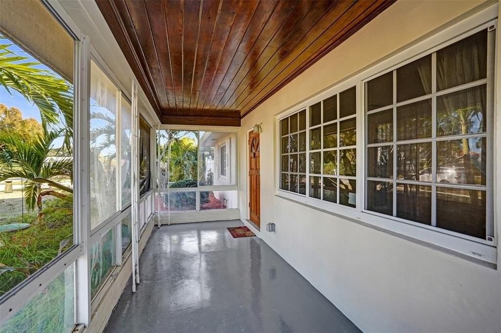 820 Se 4th Ave - Photo 6 of 36