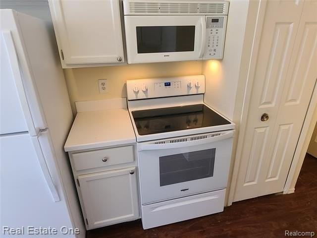 38872 Country Cir #90 - Photo 5 of 17