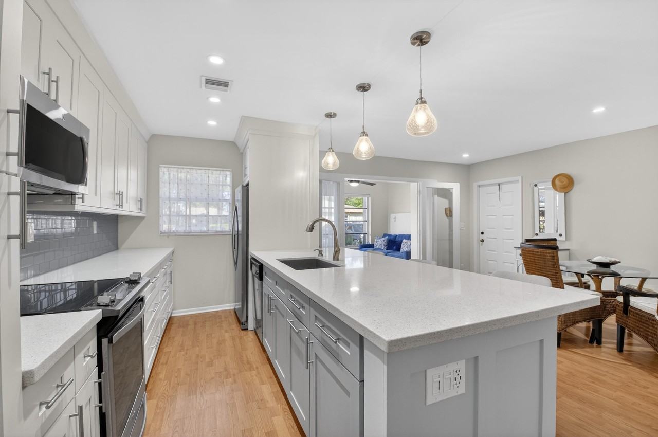 5230 Nesting Way #B - Photo 4 of 40